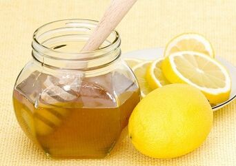 senėjimą stabdančių rankų kaukių receptai